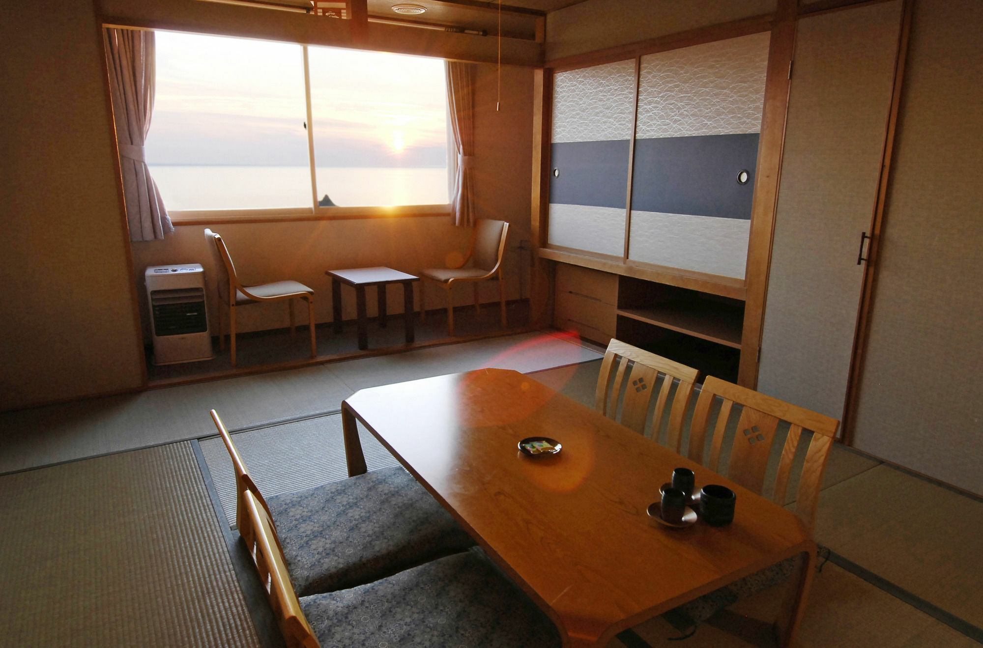 Shiretoko Yuhi No Ataruie Onsen Hostel Shari Exterior foto