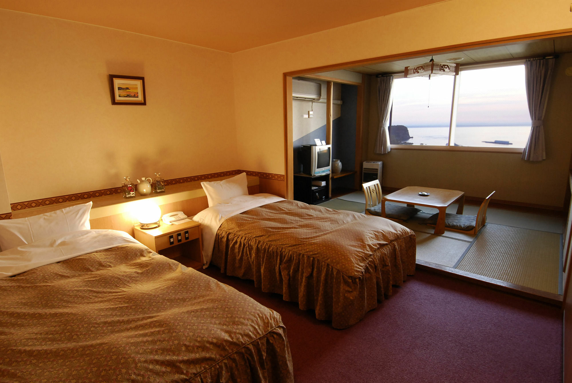Shiretoko Yuhi No Ataruie Onsen Hostel Shari Exterior foto
